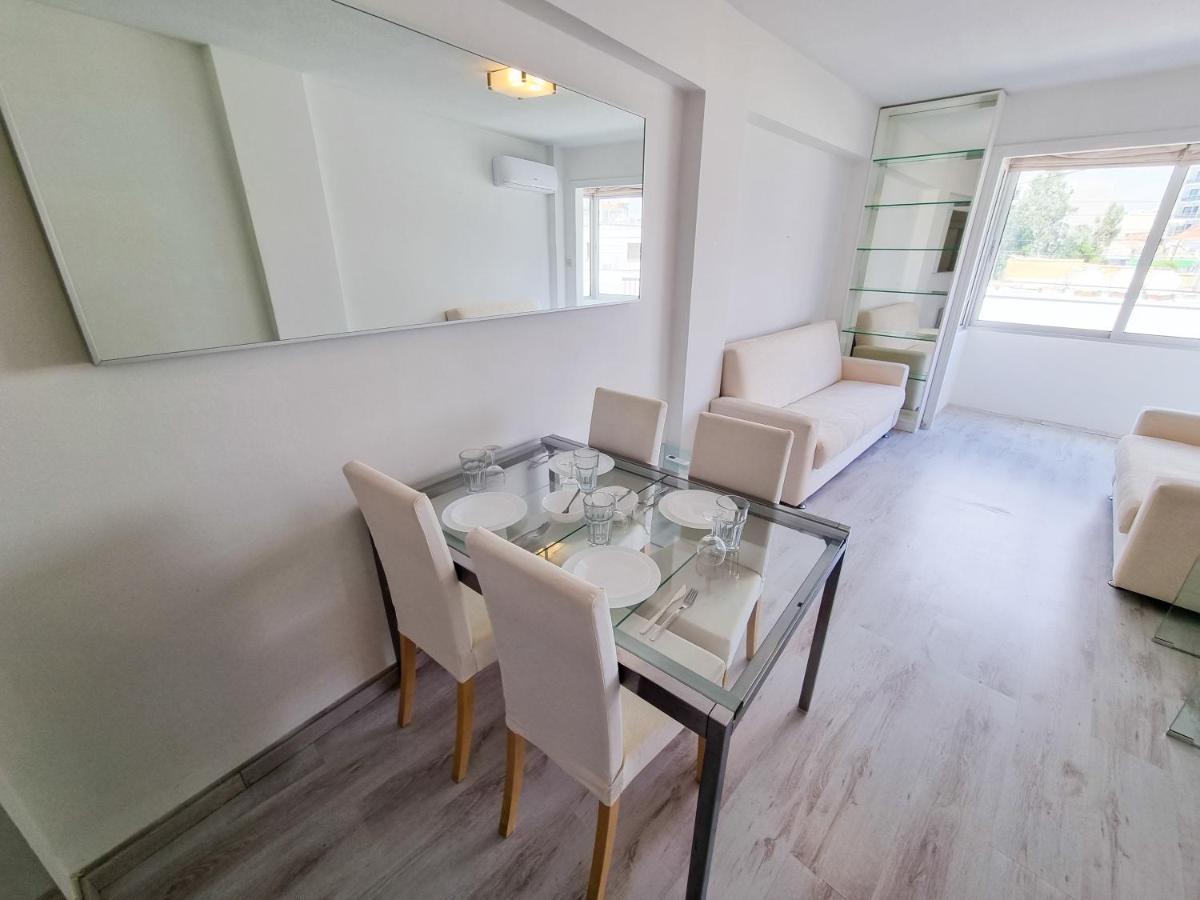 Cheer Up City Apartment, Near To The Finikoudes Beach Lárnaka Eksteriør bilde